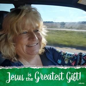 Meet your Posher, Debbie